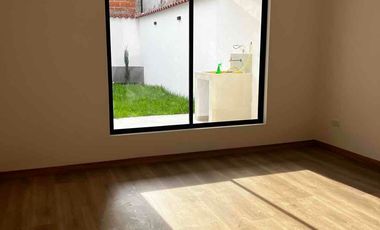 hermosa casa en venta a estrenar sector medio ejido en san Joaquín el batán