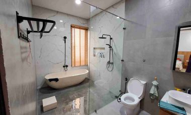 Dijual Rumah Cluster Amalfi Bangunan Baru 3 tahun Gading Serpong