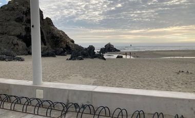 Totoritas Ocasión - Vendo casa en el malcecón con la mejor vista a la playa grande y a la playa chica- - 4 Dorm. con 4 Baños incorporados