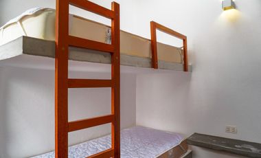 Vendo cómoda casa frente al parque principal en playa Las Totoritas - 4 Dorm. US$ 299,000.00