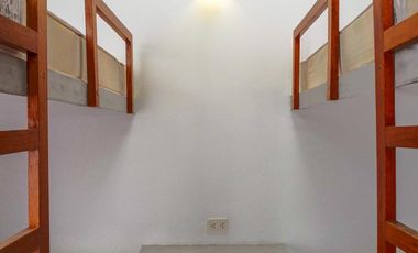 Vendo cómoda casa frente al parque principal en playa Las Totoritas - 4 Dorm. US$ 299,000.00