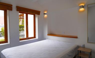 Vendo cómoda casa frente al parque principal en playa Las Totoritas - 4 Dorm. US$ 299,000.00