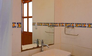 Vendo cómoda casa frente al parque principal en playa Las Totoritas - 4 Dorm. US$ 299,000.00