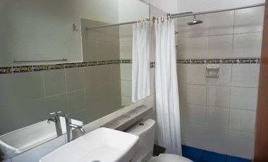 Vendo cómoda casa frente al parque principal en playa Las Totoritas - 4 Dorm. US$ 299,000.00