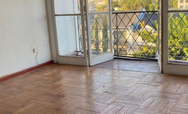 Arriendo departamento a pasos Estacion Metro Estadio Nacional, 2 dormitorios 1 baño, $ 500.000 mas $ 45.000 gastos comunes