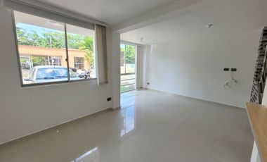 SE ARRIENDA CASA REMODELADA EN SOL DE GALICIA,FRENTE A LA ZONA SOCIAL.