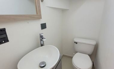 SE ARRIENDA CASA REMODELADA EN SOL DE GALICIA,FRENTE A LA ZONA SOCIAL.