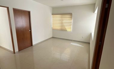 Casa en Renta en Pedregales, Zona Poniente | 3 Recámaras con Baño y Jardín Amplio