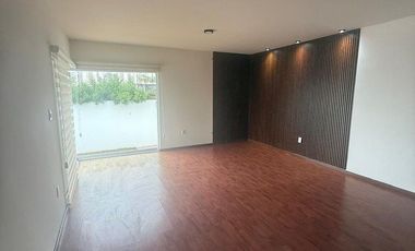 Casa en Renta en Pedregales, Zona Poniente | 3 Recámaras con Baño y Jardín Amplio