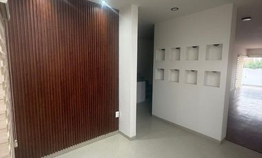 Casa en Renta en Pedregales, Zona Poniente | 3 Recámaras con Baño y Jardín Amplio