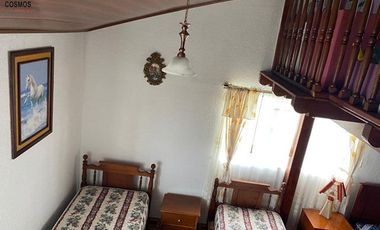 Casa de venta en Intag, 3 hectáreas de terreno con árboles frutales