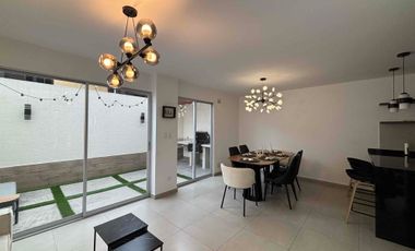 Renta Casa de tres dormitorios en conjunto privado en Llano Grande