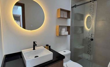 Renta Casa de tres dormitorios en conjunto privado en Llano Grande