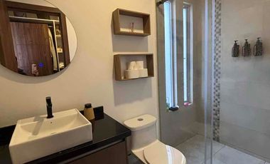 Renta Casa de tres dormitorios en conjunto privado en Llano Grande