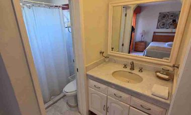 Villa de 3 niveles en Renta en Isla Mazatlán, Club de Yates