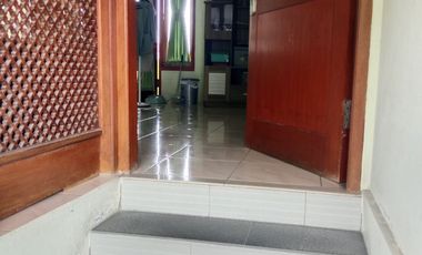 Rumah Besar 2 Lantai di Sekar Kemuning