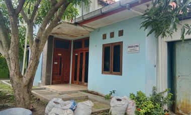 Rumah Besar 2 Lantai di Sekar Kemuning
