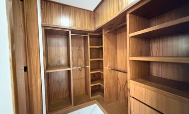 CASA EN VENTA EN SAN ISIDRO