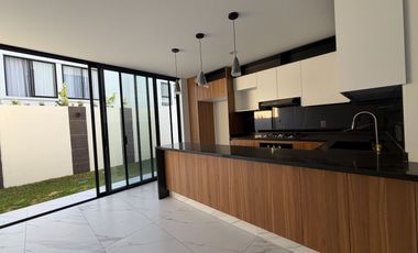 CASA EN VENTA EN SAN ISIDRO
