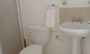 SE RENTA casa amueblada y equipada Hacienda Viñedos