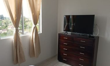 Se arrienda  AMOBLADO