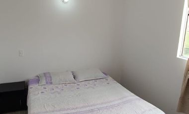 Se arrienda  AMOBLADO