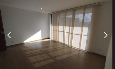 Se arrienda  APARTAMENTO