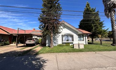 SE VENDE CASA EN VILLA EMMANUEL