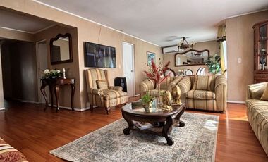 SE VENDE CASA EN VILLA EMMANUEL