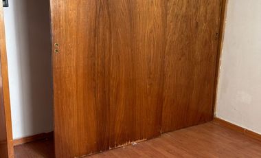 CASA AMPLIA EN VENTA REMODELADA