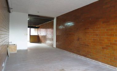 VENDO BODEGA EN SIBERIA