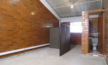 VENDO BODEGA EN SIBERIA