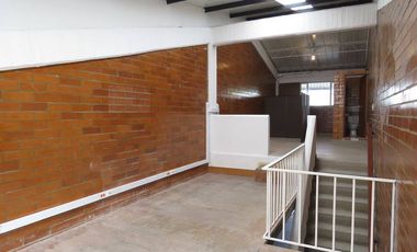 VENDO BODEGA EN SIBERIA