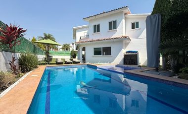 CASA EN VENTA EN FRACCIONAMIENTO LOMAS DE COCOYOC MORELOS