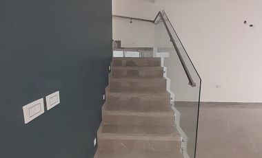 CASA EN VENTA RESIDENCIAL REAL DEL SUR