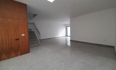 CASA EN VENTA RESIDENCIAL REAL DEL SUR