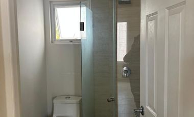 CASA SEMINUEVA EN RENTA EN PUERTA VERONA, ZONA SONTERRA, PRIVADA CON AMENIDADES