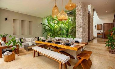 casa de 4 habitaciones segunda línea de playa Playacar fase 1