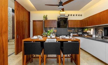 casa de 4 habitaciones segunda línea de playa Playacar fase 1