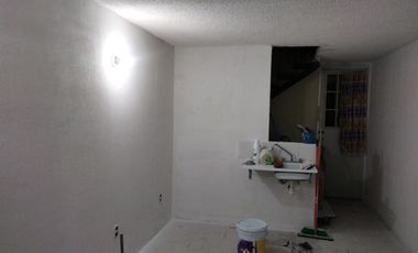 CASA EN VENTA EN HUEHUETOCA