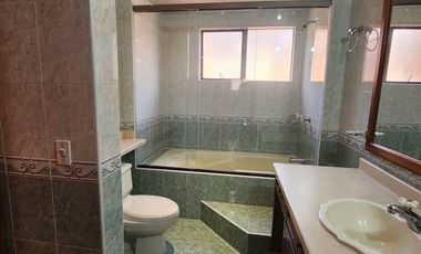 🏡 Espectacular Casa en Chía - Santa Cecilia (260m²)  Cuerpo del aviso: ¡Vive con la amplitud y comodidad que tu familia merece! Rentamos hermosa casa