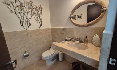 CASA EN LA PLAYA EN VENTA F-2120, 3 REC. WAYAK SAN BENITO $15,000,000 M.N