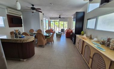 CASA EN LA PLAYA EN VENTA F-2120, 3 REC. WAYAK SAN BENITO $15,000,000 M.N