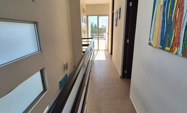 CASA EN LA PLAYA EN VENTA F-2120, 3 REC. WAYAK SAN BENITO $15,000,000 M.N