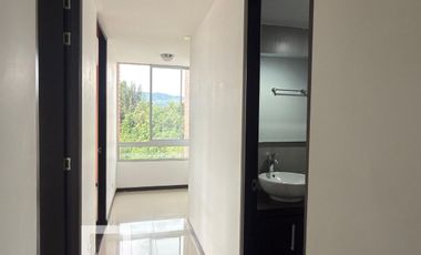 Apartamento en Colseguros / Alta Suiza – Manizales
