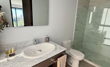 Renta departamento de lujo en Country Club