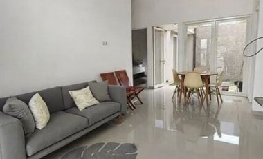 RUMAH MODERN DI PARK VIEW RESIDENCE KEDIRI, SHM, 3 KT