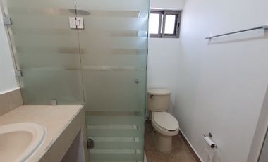 Casa en renta en Villa California, ubicada en esquina