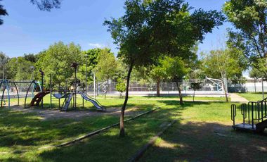 CASA NUEVA EN ARRENDAMIENTO CON 3 REC Y 3WC A UNA CUADRA DE PARQUE DENTRO DE LA  CIUDAD GANALA !!