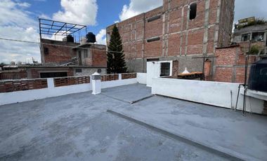 Gran oportunidad de inversión para remodelar casa en Centro de San Miguel de Allende, calle atascadero y Aparicio.